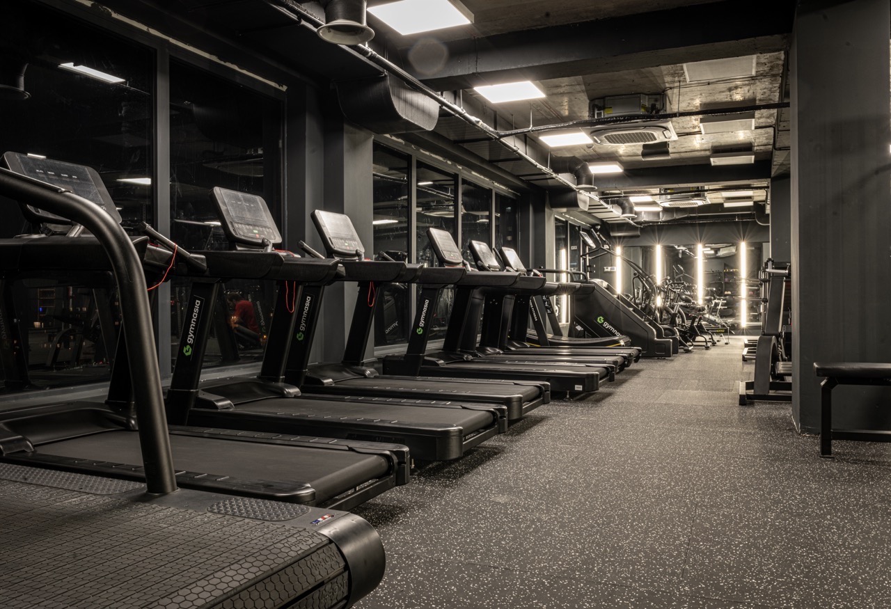 Kickboxing recovery and training floor in Tbilisi